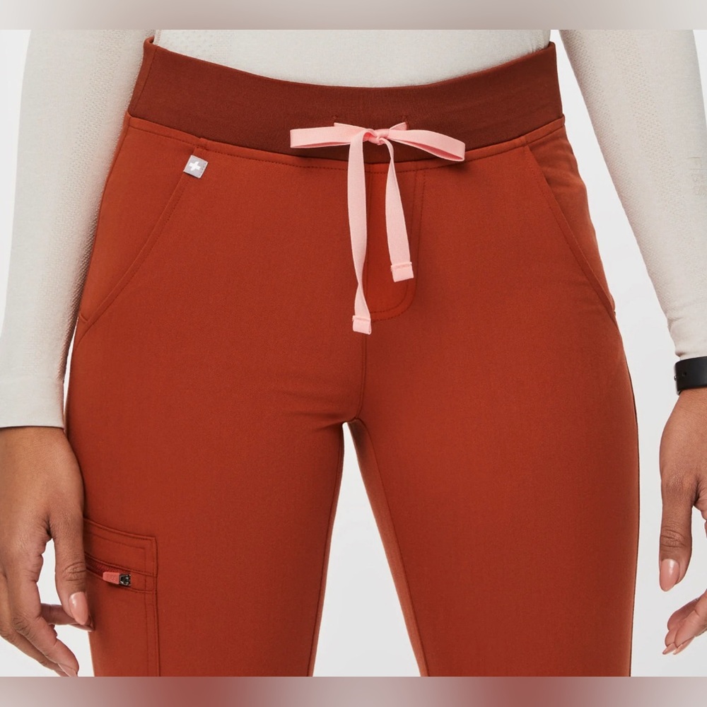 ✨🧡Figs XS Auburn Zamora Jogger Scrubs Highwaisted